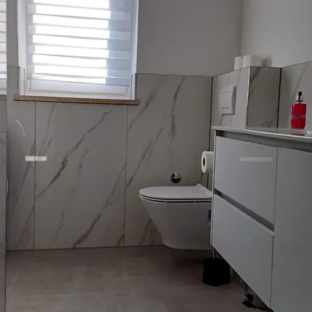 Apartment Fruk *
